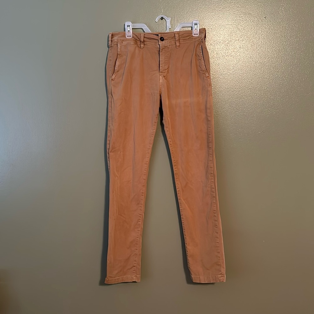 Men’s American Eagle Outfitters Pants!